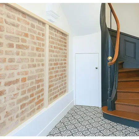 Ferienwohnung Joli Mansarde Au Calme - Le Jardin De L'Eveche A Votre Fenetre Lisieux Exterior foto